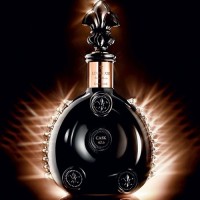 品信路易十三黑珍珠酒瓶回收價格賣多少錢值熱烈歡迎!